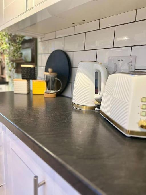 Canalside Terrace-Boutique Stay Worcester City מראה חיצוני תמונה
