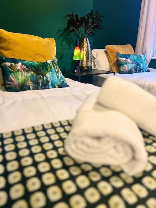 Canalside Terrace-Boutique Stay Worcester City מראה חיצוני תמונה