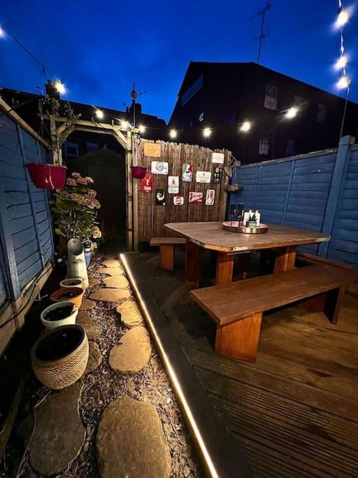 Canalside Terrace-Boutique Stay Worcester City מראה חיצוני תמונה