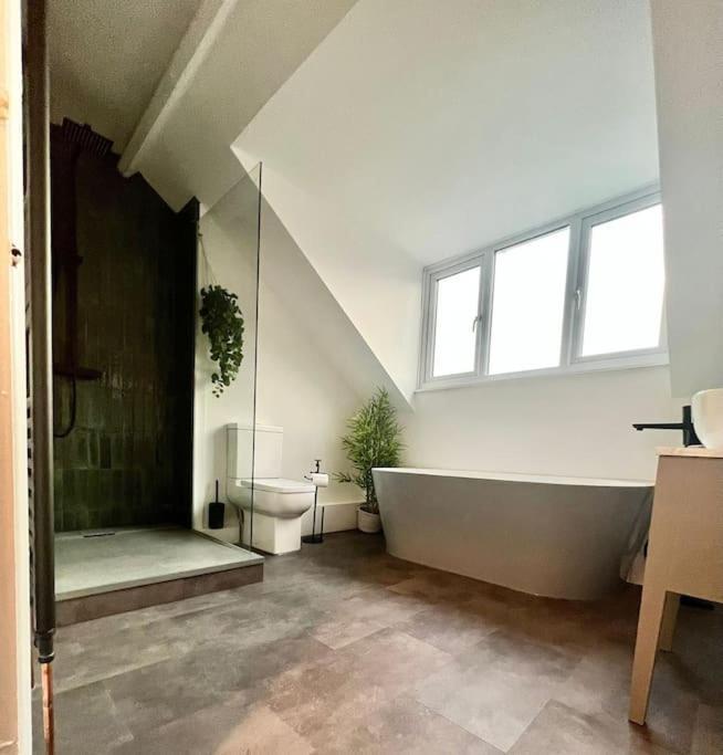 Canalside Terrace-Boutique Stay Worcester City מראה חיצוני תמונה